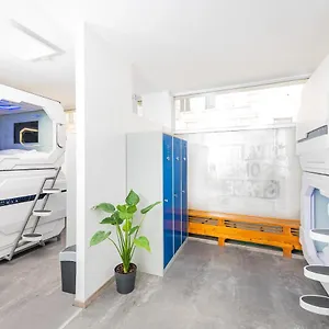  Hostal Space - Center Austria