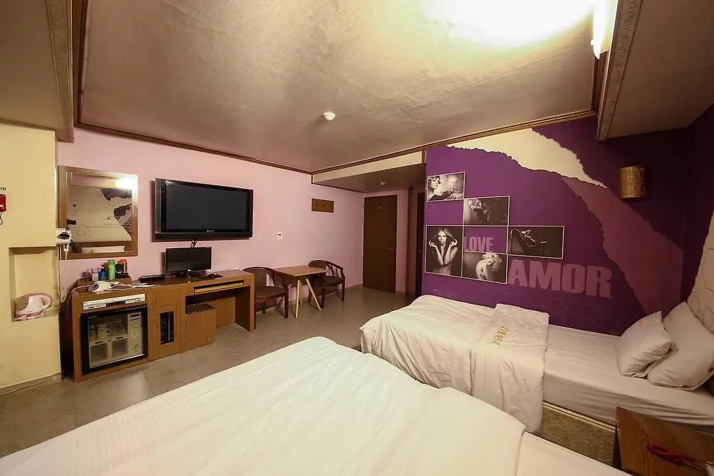 Amor Hotel Soul